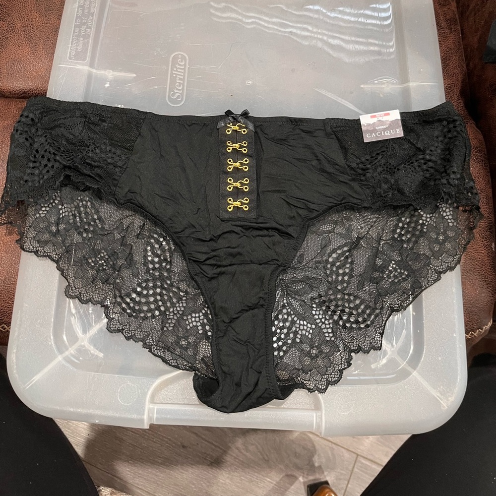 🌸Cacique 2XL Cheeky Black Lace Lingerie Panty
